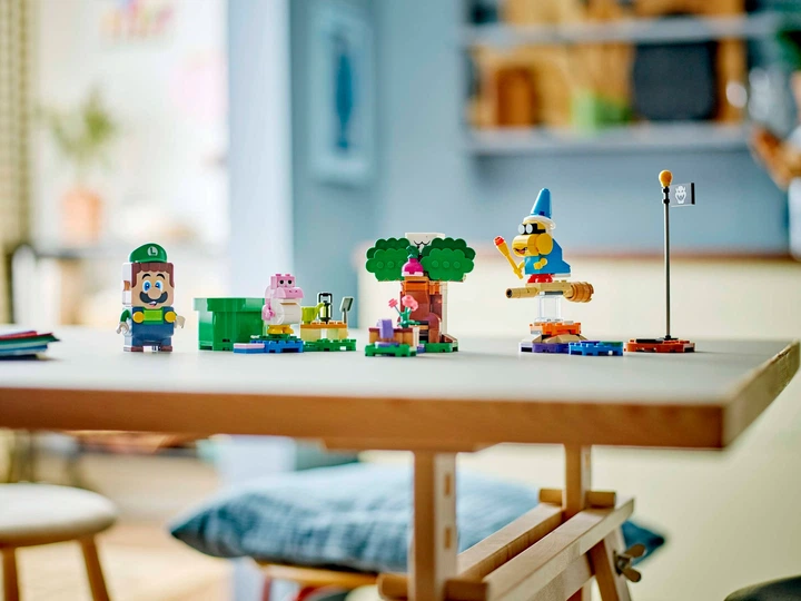 Конструктор LEGO Super Mario Приключения с интерактивной фигуркой