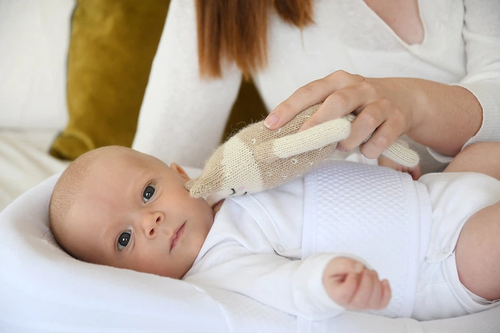 Кокон Red Castle эргономичный Cocoonababy 40х69 Белый (0441066) - изображение 5