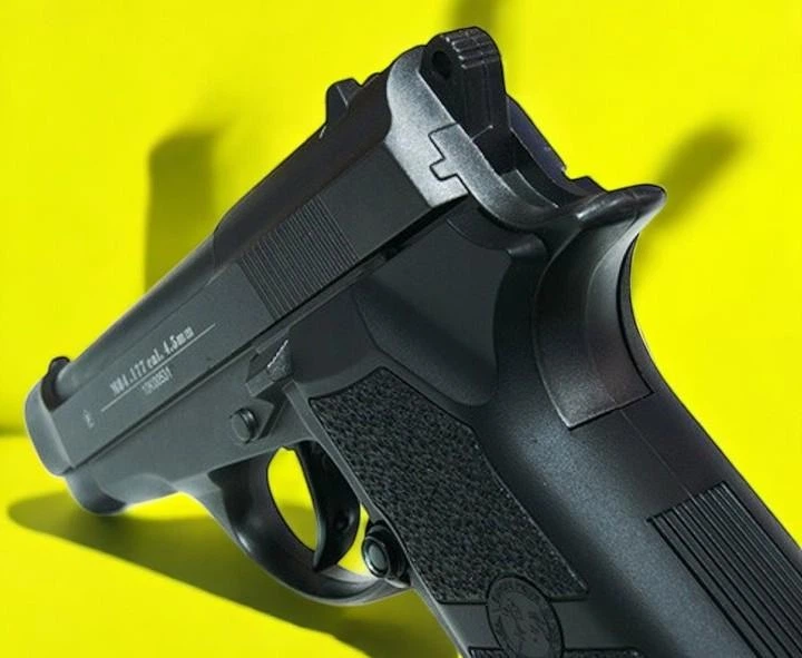 Пневматичний пістолет WinGun 301 Beretta M84 + 4 шт СО2 + 250 кульок BB - Фото 10 Пневматичний пістолет WinGun 301 Beretta M84 + 4 шт СО2 + 250 кульок BB - зображення 10