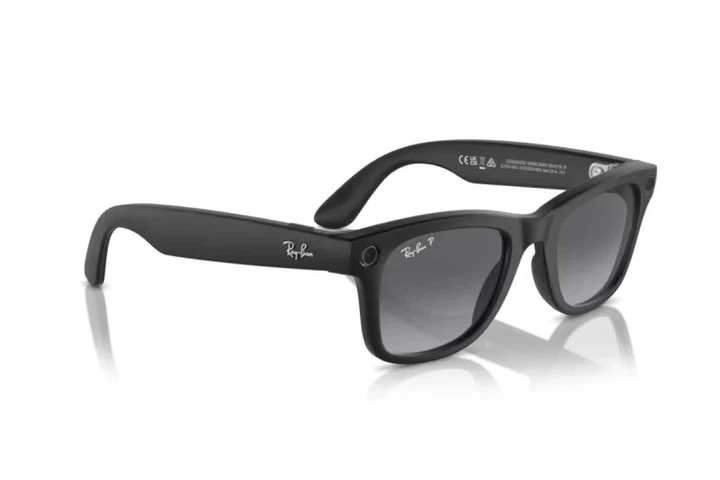 Смарт-очки Ray-Ban Meta Wayfarer Matte Black Frame Graphite Lenses (RW4006 601ST3 50-22) - Фото 5 Смарт-очки Ray-Ban Meta Wayfarer Matte Black Frame Graphite Lenses (RW4006 601ST3 50-22) - зображення 5
