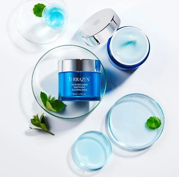 Terrazen Aqua Recharge Whitening Sleeping Mask Интенсивно увлажняющая ночная маска с отбеливающим эффектом 80 мл - изображение 2
