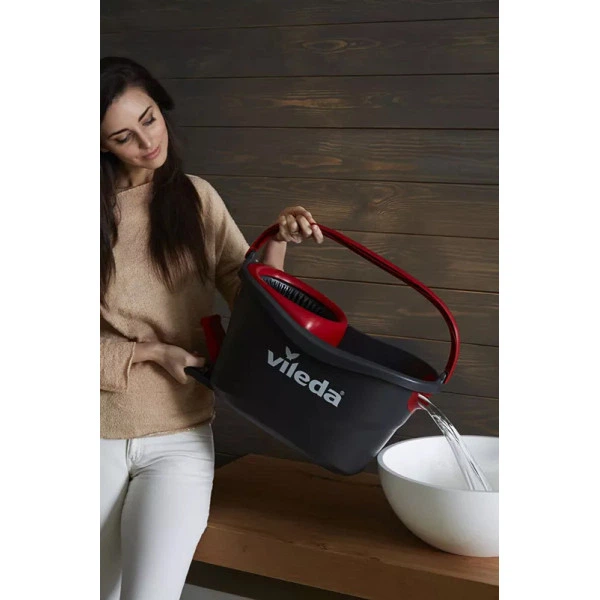 Набір для збирання Vileda TURBO 2in1 Microfibre 163422 (видаляє 99% бактерій, легкий віджимання, всі типи підлог) - Фото 8 Набір для збирання Vileda TURBO 2in1 Microfibre 163422 (видаляє 99% бактерій, легкий віджимання, всі типи підлог) - зображення 8