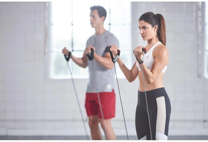 Эспандер Reebok Resistance Tube Light (RATB-11030GR) - Фото 7 Эспандер Reebok Resistance Tube Light (RATB-11030GR) - изображение 7
