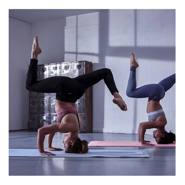 Коврик для йоги Adidas Yoga Mat 176x61x0.8 см (ADYG-10100GB) Glow Blue - Фото 7 Коврик для йоги Adidas Yoga Mat 176x61x0.8 см (ADYG-10100GB) Glow Blue - изображение 7