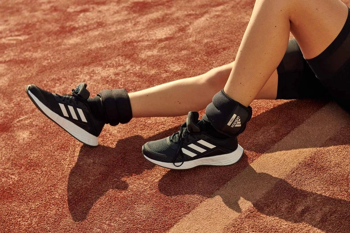 Утяжелители для рук и ног Adidas Ankle/Wrist Weights 2x1 кг (ADWT-12321) - изображение 7
