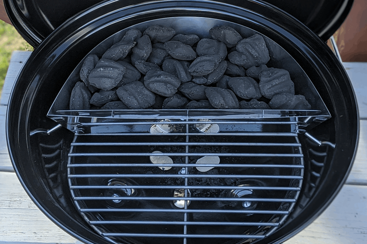 Корзина для копчения Slow ‘N Sear Charcoal Basket для грилей 47 см - Фото 4 Корзина для копчения Slow ‘N Sear Charcoal Basket для грилей 47 см - изображение 4