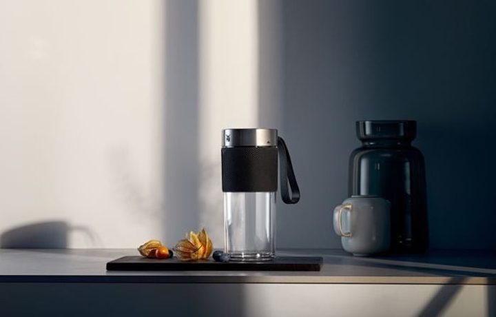 Mini blender WMF Kitchenminis Mix on the Go 300 ml (0416700011) - obraz 9