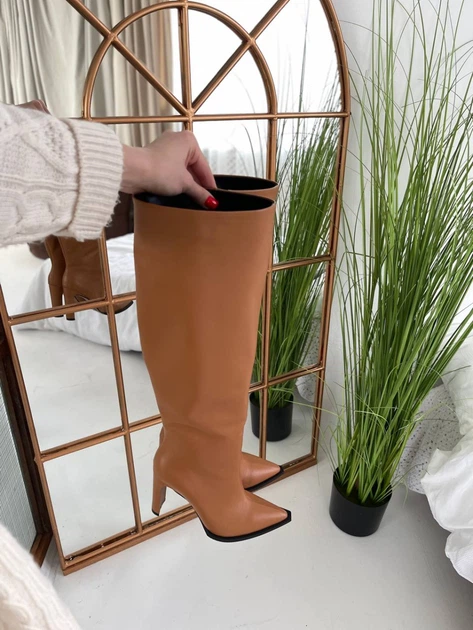 Женские демисезонные сапоги ShoesBand Карамельного цвета натуральная кожа на каблуках 37 (24 см) (S27041-2д) - Фото 10 Женские демисезонные сапоги ShoesBand Карамельного цвета натуральная кожа на каблуках 37 (24 см) (S27041-2д) - изображение 10