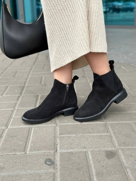 Женские демисезонные челси ShoesBand Черные натуральная замша 39 (25-25,5 см) (S45151-1д) - Фото 1 Женские демисезонные челси ShoesBand Черные натуральная замша 39 (25-25,5 см) (S45151-1д) - изображение 1
