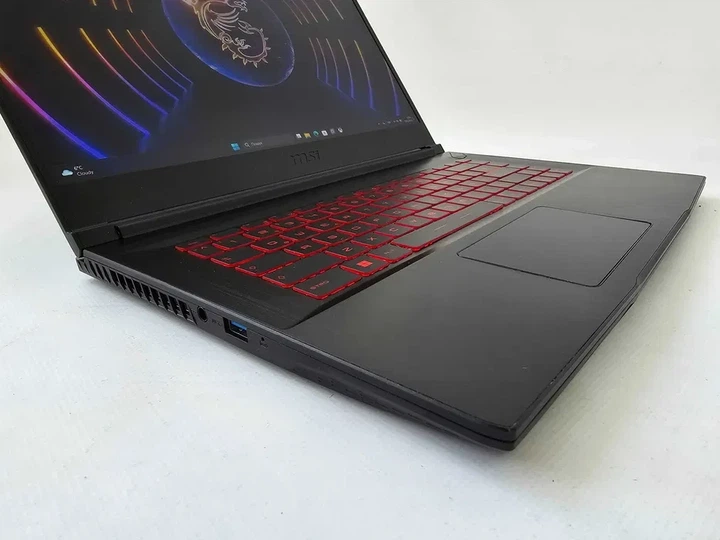 Ноутбук MSI Thin GF63 (2023) i5 12450H/RTX 4050/RAM 16GB/SSD 512GB/144Hz Б\В - зображення 2