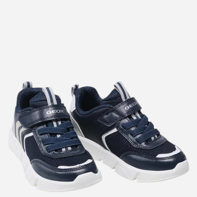 Buty sportowe chłopięce z białą podeszwą Geox J16DMA0CE14-C0673 29 Granatowe (8050036460202) - obraz 3