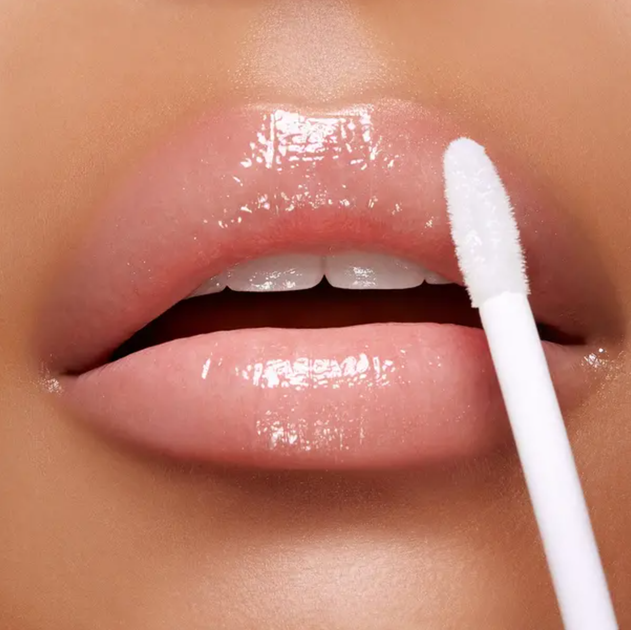Бальзам для губ с эффектом объема Kiko Milano Lip Volume (02 Transparent) - Фото 4 Бальзам для губ с эффектом объема Kiko Milano Lip Volume (02 Transparent) - изображение 4