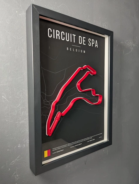 Об'ємна Рамка з 3D Трасою Circuit de Spa-Francorchamps / Stavelot, Belgium / Спа-Франкоршам в Масштабі 1:40 000 Red Matte / Frame 32x23x3 - Фото 2 Об'ємна Рамка з 3D Трасою Circuit de Spa-Francorchamps / Stavelot, Belgium / Спа-Франкоршам в Масштабі 1:40 000 Red Matte / Frame 32x23x3 - зображення 2