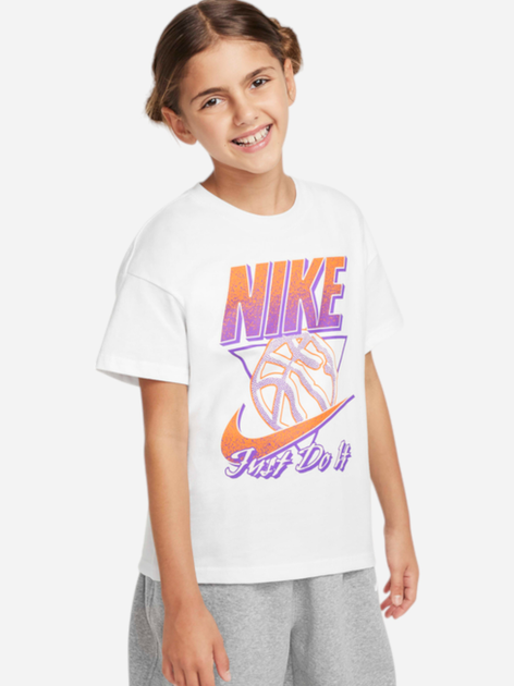 Дитяча футболка для дівчинки Nike Sportswear FZ5556-100 S (128-137 см) Біла (197596282795) - зображення 1