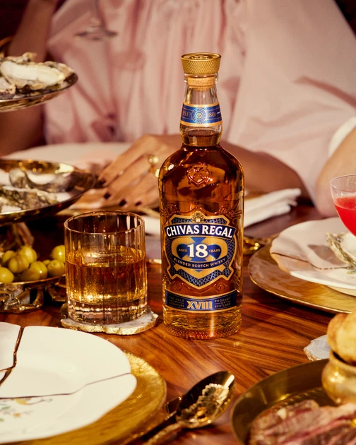 Віскі Chivas Regal 18 років витримки 0.7 л 40% у подарунковій