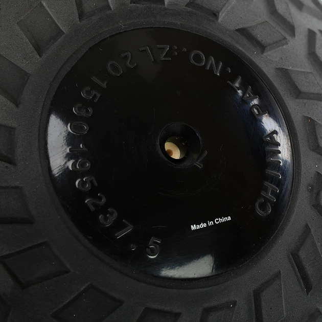 Слембол набивной мяч для кроссфита и фитнеса Slam Ball LiveUp LP8105-3 3кг (PVC, минеральный наполнитель, d-23см, черный) - Фото 4 Слембол набивной мяч для кроссфита и фитнеса Slam Ball LiveUp LP8105-3 3кг (PVC, минеральный наполнитель, d-23см, черный) - изображение 4