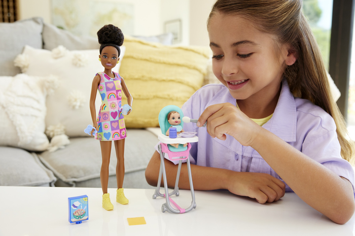 Ігровий набір Barbie Skipper Няня з малюком HTK34 (0194735192151) - зображення 7