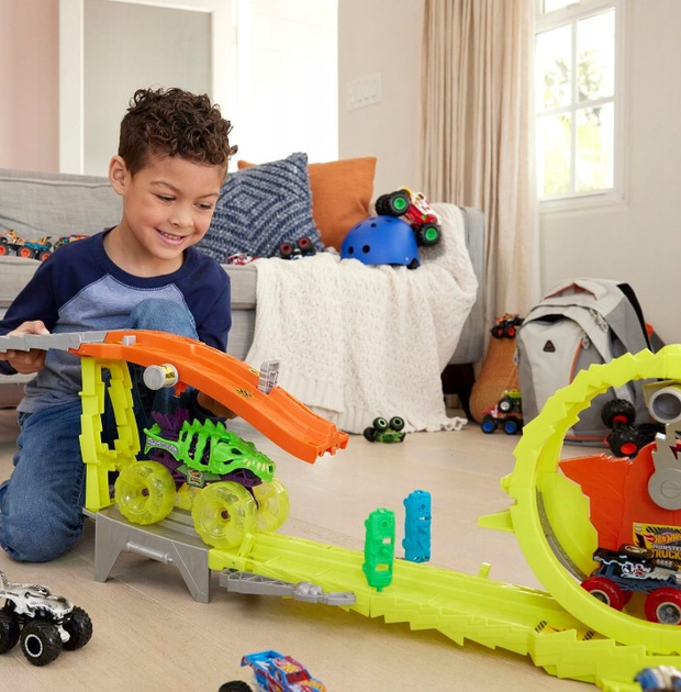 Ігровий набір Hot Wheels Monster Trucks Power Smashers Ультра Перегони (0194735237470) - зображення 9