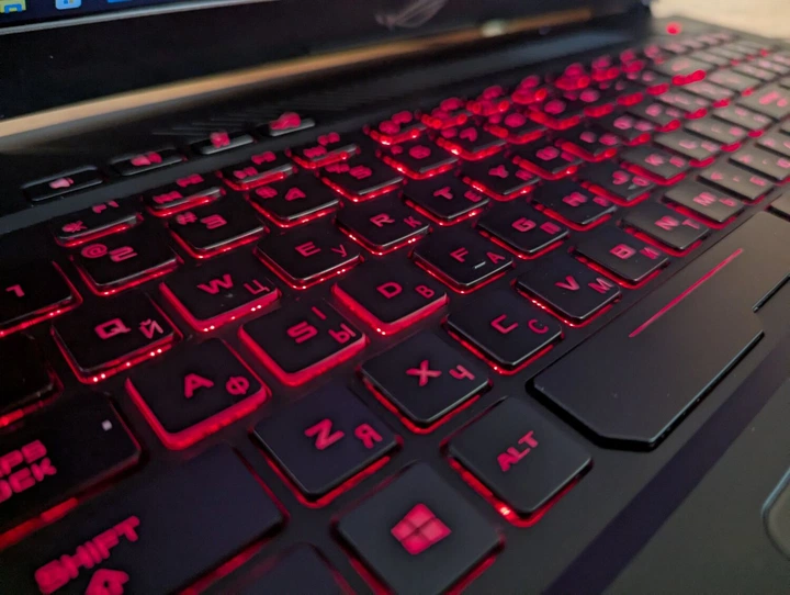 Игровой ноутбук Б-класс Asus Gl503V / 15.6" (1920x1080) IPS / Intel Core i7-7700HQ (4 (8) ядра по 2.8 - 3.8 GHz) / 16 GB DDR4 / 256 GB SSD + 1000 GB HDD / nVidia GeForce GTX 1060, 3 GB GDDR5, 192-bit / WebCam / Windows 10 б/у - Фото 8 Игровой ноутбук Б-класс Asus Gl503V / 15.6" (1920x1080) IPS / Intel Core i7-7700HQ (4 (8) ядра по 2.8 - 3.8 GHz) / 16 GB DDR4 / 256 GB SSD + 1000 GB HDD / nVidia GeForce GTX 1060, 3 GB GDDR5, 192-bit / WebCam / Windows 10 б/у - изображение 8