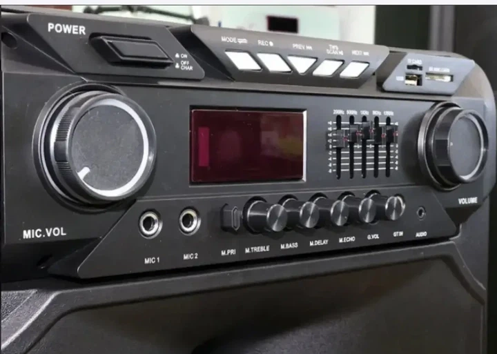 Акустическая колонка-чемодан на колесах ZXX-1011 800Вт с микрофонами караоке - изображение 6