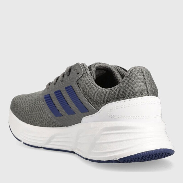 Чоловічі кросівки для бігу adidas Galaxy 6 HP2420 43.5 (9UK) 27.5 см Сірі (4066748604227) - зображення 3