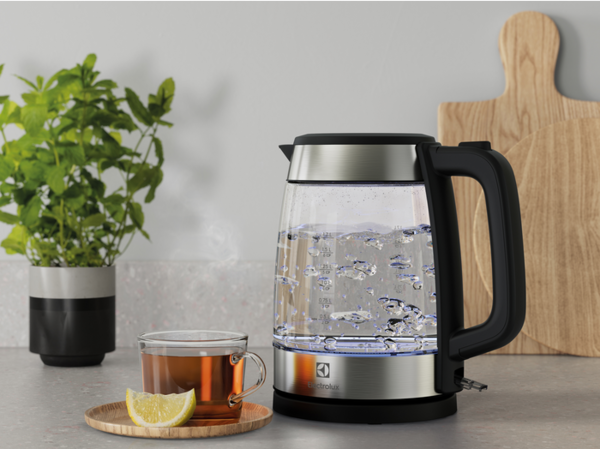 Електрочайник Electrolux E4GK1-4GB - изображение 2