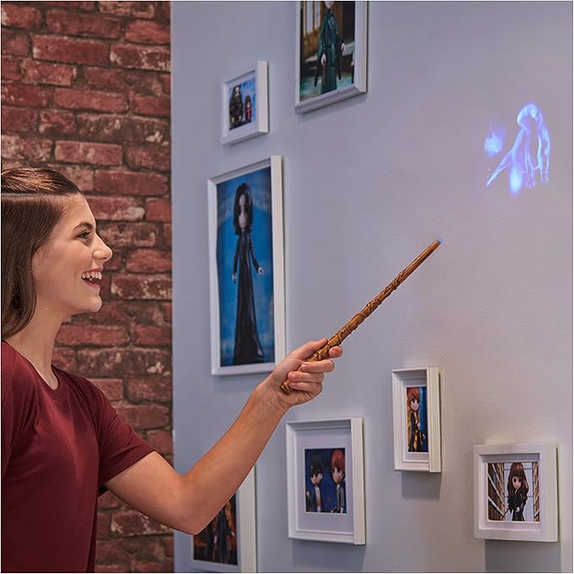 Różdżka Wizarding World Harry Potter Hermiona Granger Patronus 6064165  33 cm (0778988422793) - obraz 4
