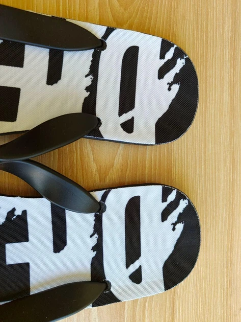 Шлепанцы вьетнамки унисекс Splish W Y00436 P1690 H1532 Diesel 37-38 Белый/Черный - Фото 4 Шлепанцы вьетнамки унисекс Splish W Y00436 P1690 H1532 Diesel 37-38 Белый/Черный - изображение 4