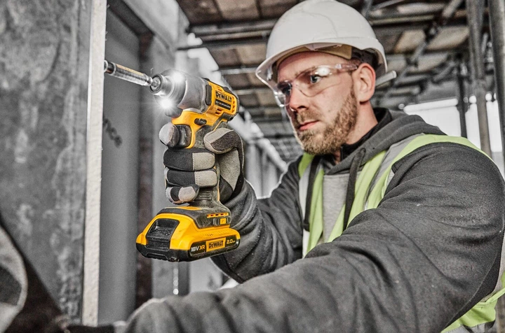 Шуруповерт ударный аккумуляторный DeWALT DCF840D2T - Фото 5 Шуруповерт ударный аккумуляторный DeWALT DCF840D2T - изображение 5