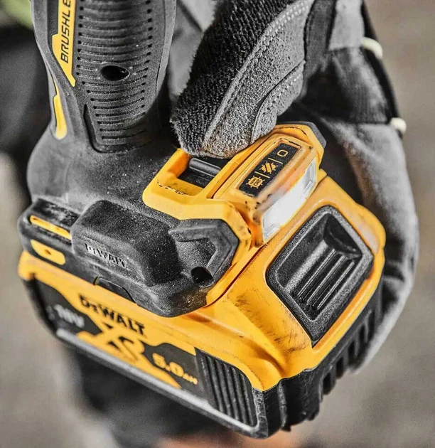 Дрель-шуруповерт ударный аккумуляторный бесщеточный DeWALT DCD805P2T - изображение 7