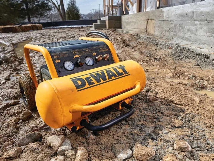 Компресор повітряний безмасляний поршневий DeWALT DPC17PS 17 л, 1.8 кВт - Фото 8 Компресор повітряний безмасляний поршневий DeWALT DPC17PS 17 л, 1.8 кВт - зображення 8