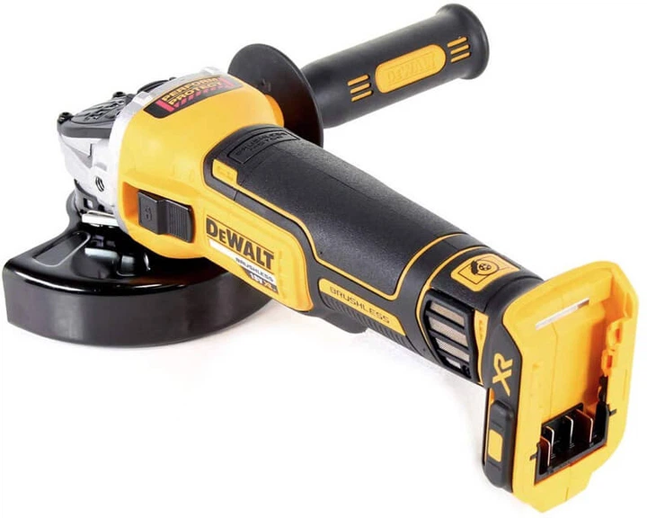 Набір з трьох безщіткових інструментів DeWALT DCK384P2T - зображення 10