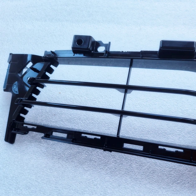 Решетка нижняя бампера вставка Lincoln Corsair 2023-2025