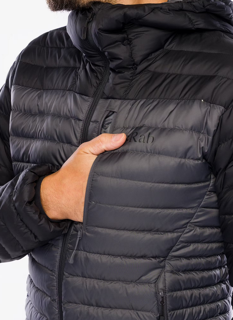 Пуховик мужской Rab Microlight Alpine Jacket, Black/Graphene, L (RB QDB-12-BGP-LRG) - Фото 7 Пуховик мужской Rab Microlight Alpine Jacket, Black/Graphene, L (RB QDB-12-BGP-LRG) - изображение 7