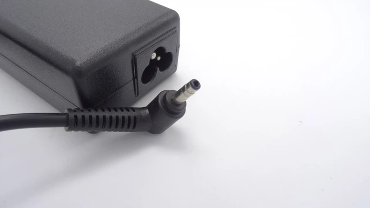 Блок питания для ноутбука DELL 19.5V, 4.62A, 90W, 4.0*1.7, 3 hole, black (без кабеля !) High Copy (1995103) - Фото 4 Блок питания для ноутбука DELL 19.5V, 4.62A, 90W, 4.0*1.7, 3 hole, black (без кабеля !) High Copy (1995103) - изображение 4