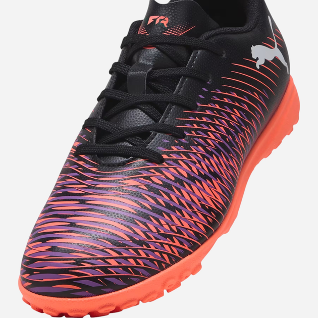 Buty piłkarskie turfy młodzieżowe chłopięce Puma Future 8 Play TT Jr 10839601 37 (4UK) Czarne z czerwonym i fioletowym - obraz 5