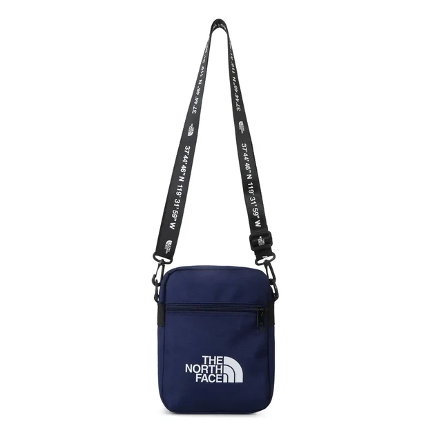 Сумка через плечо The North Face с монограммным ремешком в синем цвете. - изображение 2