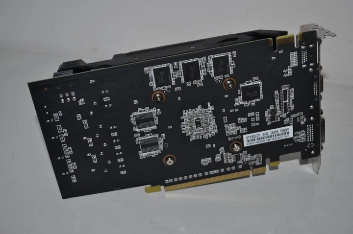 Дискретная видеокарта nVidia GeForce GTX 550 Ti, 4 GB GDDR5, 128-bit / VGA, DVI, HDMI - изображение 12
