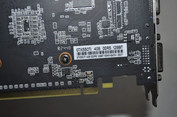 Дискретная видеокарта nVidia GeForce GTX 550 Ti, 4 GB GDDR5, 128-bit / VGA, DVI, HDMI - изображение 13