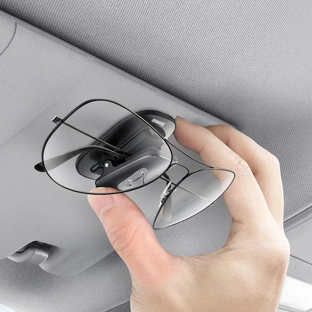 Автодержатель для очков Baseus Platinum Vehicle eyewear clip (ACYJN-A01) - Фото 1 Автодержатель для очков Baseus Platinum Vehicle eyewear clip (ACYJN-A01) - изображение 1