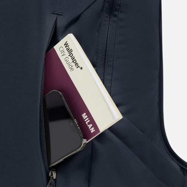 Рюкзак женский спортивный тканевый 15 л вмещает формат А4 Jack Wolfskin Waimea A64019-C0412 Синий (4064886444279) - Фото 3 Рюкзак женский спортивный тканевый 15 л вмещает формат А4 Jack Wolfskin Waimea A64019-C0412 Синий (4064886444279) - изображение 3