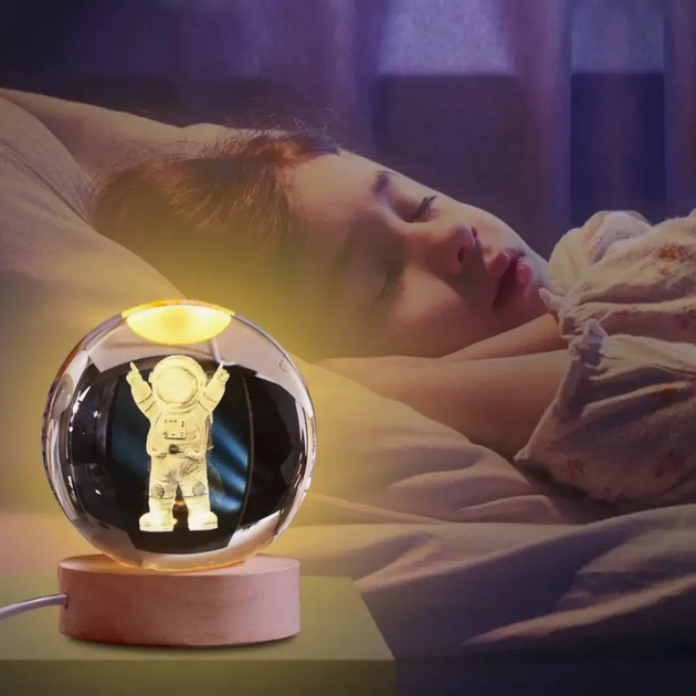 Нічник світлодіодний 3D Кришталева куля "Космонавт", від USB / Декоративний світильник (L) - зображення 2