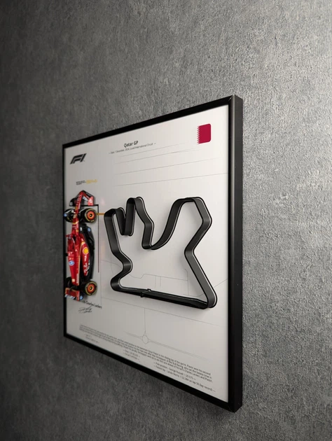 Лімітована Модель Bburago з Рамкою Тримачем 2в1 на Стіну або Полку з F1 Ferrari SF24 та 3D Трасою Qatar GP "Lusail International Circuit" / Сезон 2024 Season Model Car #16 Charles Leclerc / Шарль Леклер SF-24 - зображення 6