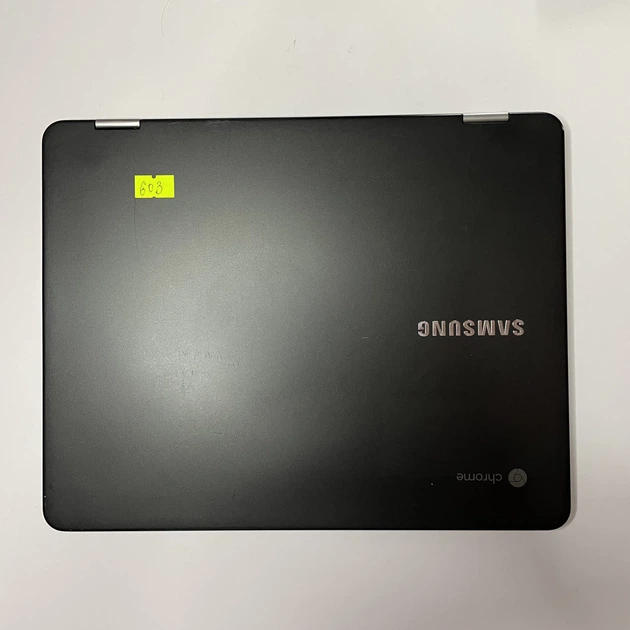 Ноутбук Samsung ChromeBook Pro XE510C24 HM603 Чорний / 12.3 / Intel Core m7-6Y75 / RAM 16GB / SSD 64GB / Intel HD Graphics 515 Б/В - зображення 3