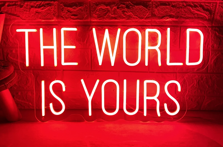 Мотивационная неоновая вывеска «The world is yours» 55х28 см - Фото 3 Мотивационная неоновая вывеска «The world is yours» 55х28 см - изображение 3