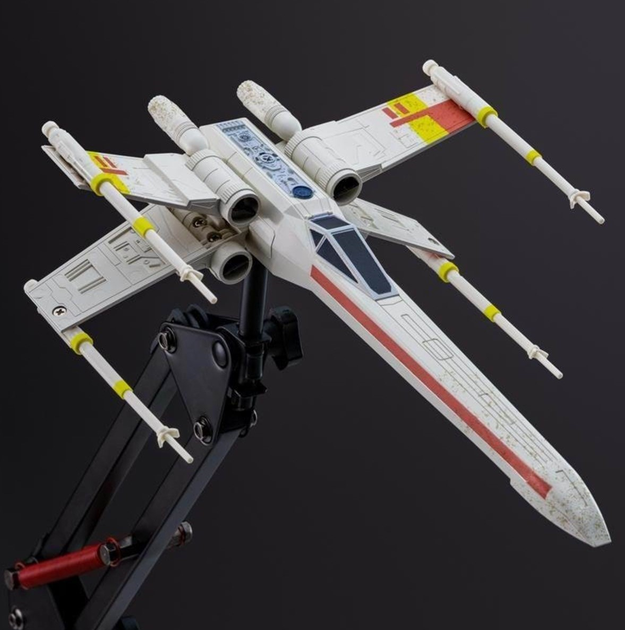 Lampka biurkowa Paladone Star Wars Myśliwiec X-Wing (5056577710625) - obraz 6