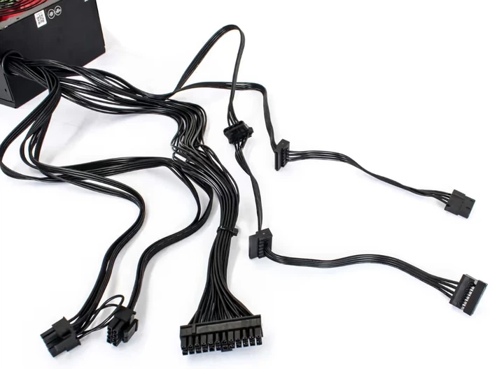 Блок питания 700 Вт, GameMax GM-700B, Black - Фото 5 Блок питания 700 Вт, GameMax GM-700B, Black - изображение 5
