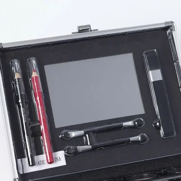 Набір декоративної косметики в алюмінієвому кейсі із дзеркалом Makeup set MC1488 Сріблястий - Фото 7 Набір декоративної косметики в алюмінієвому кейсі із дзеркалом Makeup set MC1488 Сріблястий - зображення 7