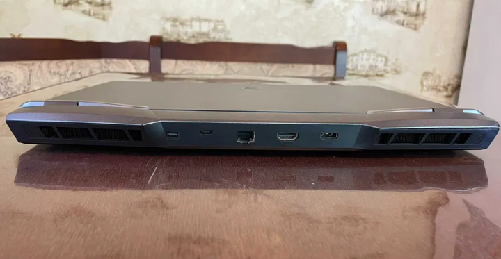 Ігровий ноутбук Б-клас MSI GE66 Raider 11UH-202US / 15.6" (2560x1440) IPS / Intel Core i9-11980HK (8 (16 ядер по 3.3 - 5.0 GHz) / 32 GB DDR4 / 1000 GB SSD / nVidia GeForce RTX 3080, 16 GB GDDR6, 256-bit / WebCam б/в - зображення 7