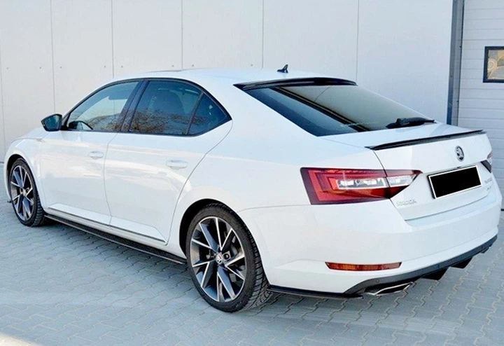Спойлер для Skoda Superb 2015-2019, черный глянец - изображение 5